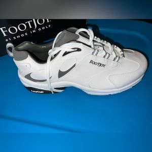 Brand new in box, mens size 10 golf shoes